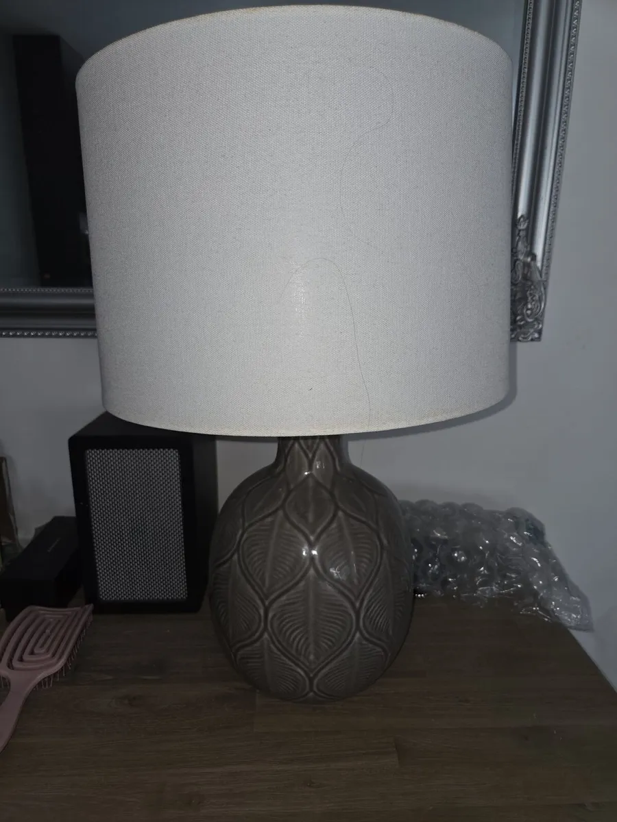 2 Matching Table lamps - Image 1