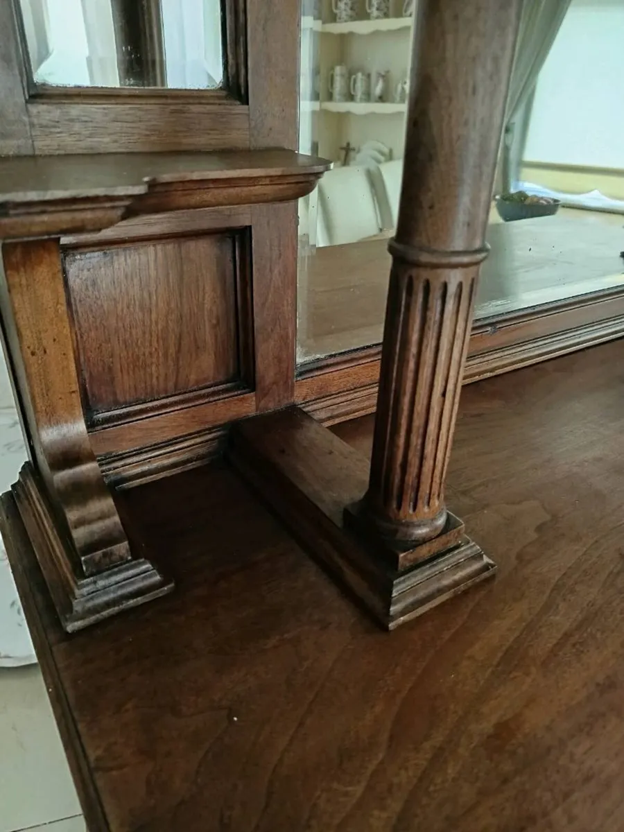 Antique sideboard - Image 3