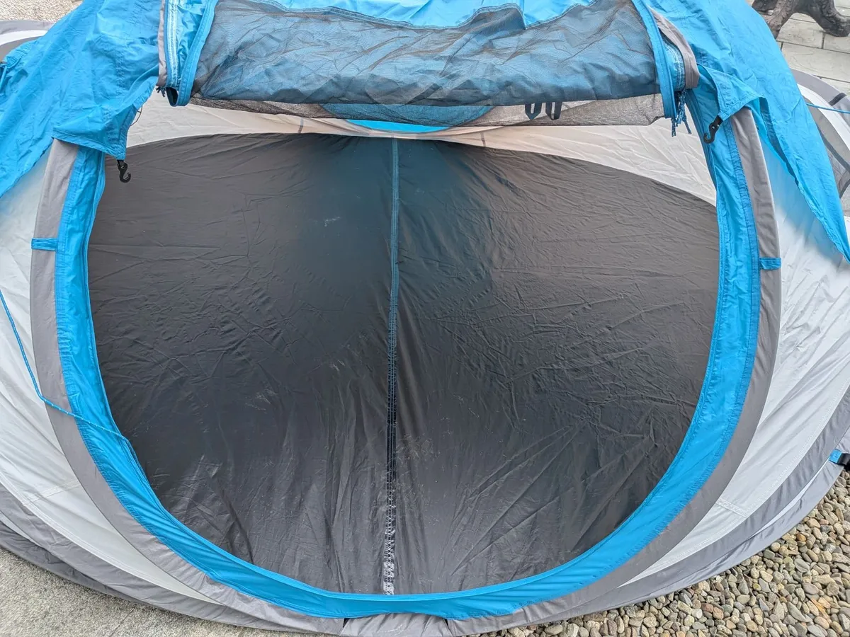 4 person tent - Image 4
