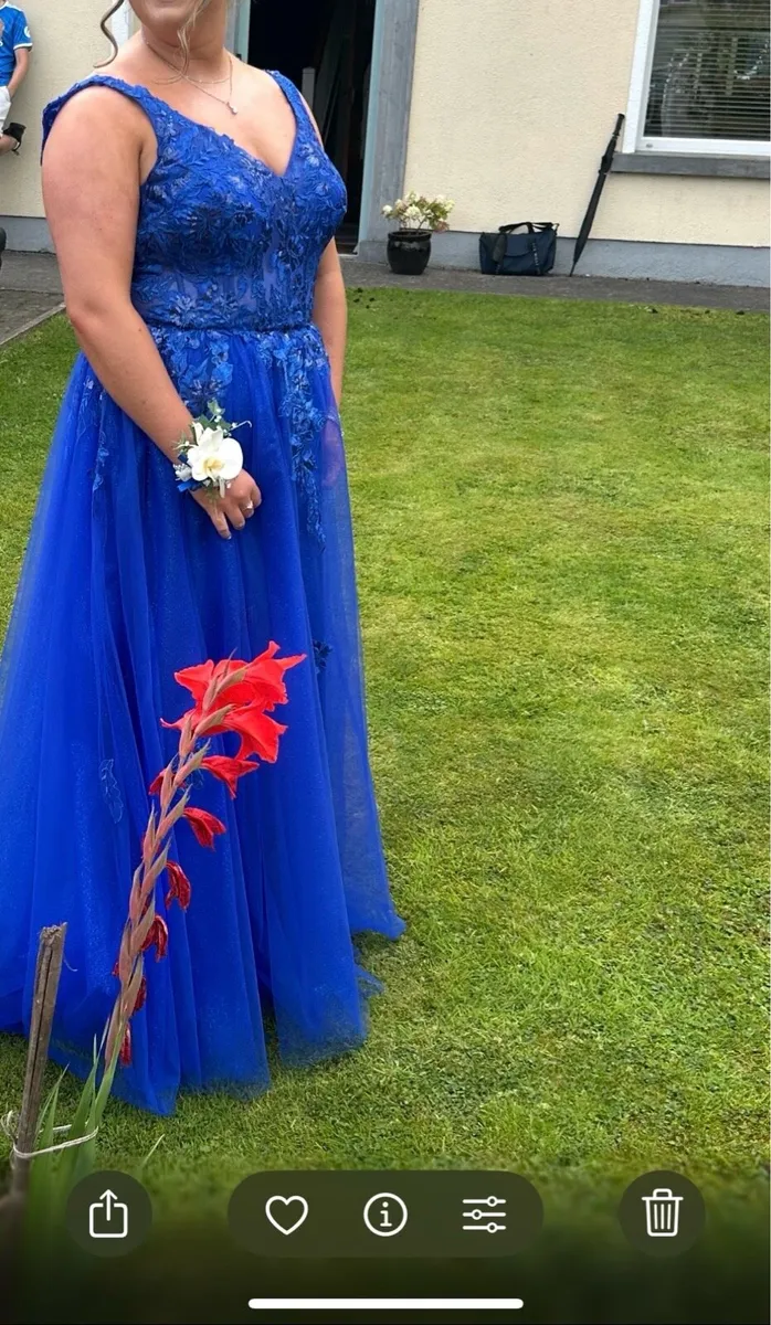 Debs dress - Image 3
