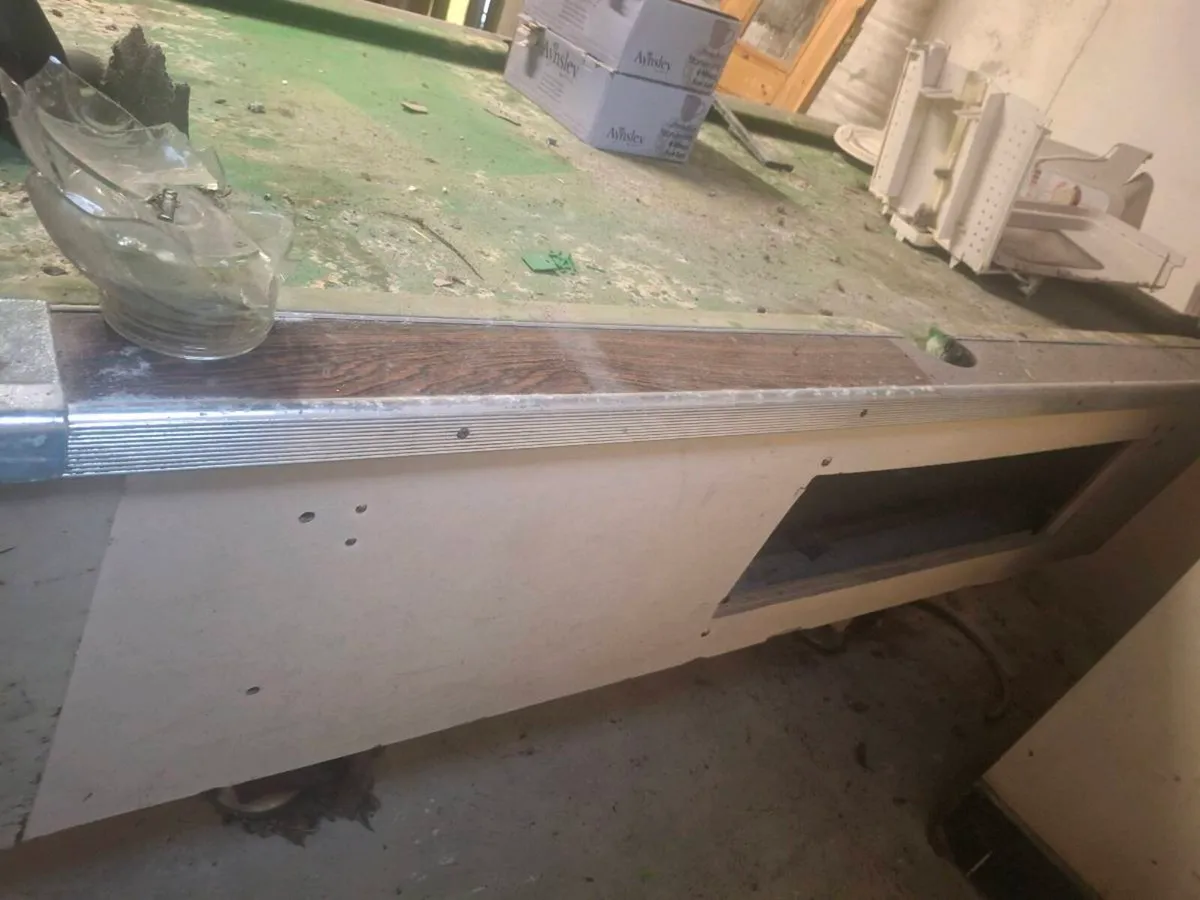 Pool table - Image 4