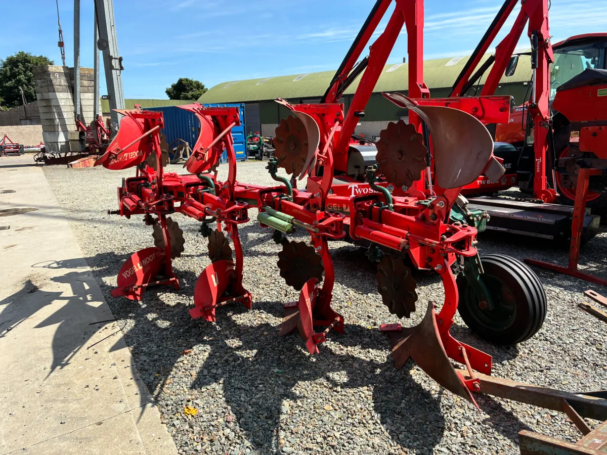 Vogel and Noote 4f Reversible Plough - Image 3