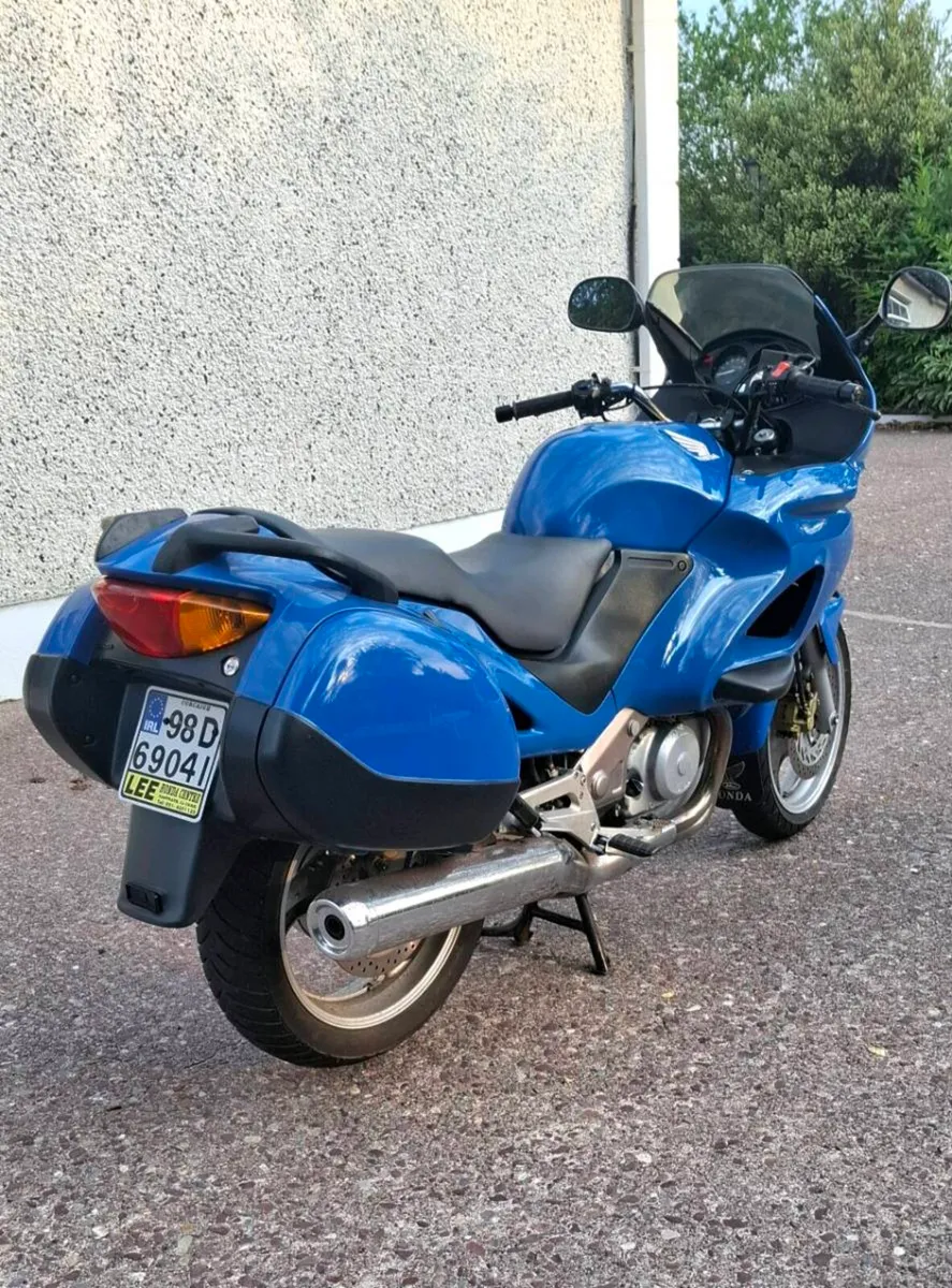 1998 Honda deauville - Image 3