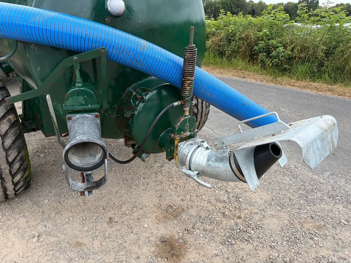 Slurry tanker - Image 4