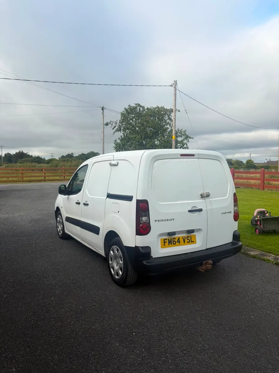 2015 Peugeot partner 200vrt (berlingo) - Image 2