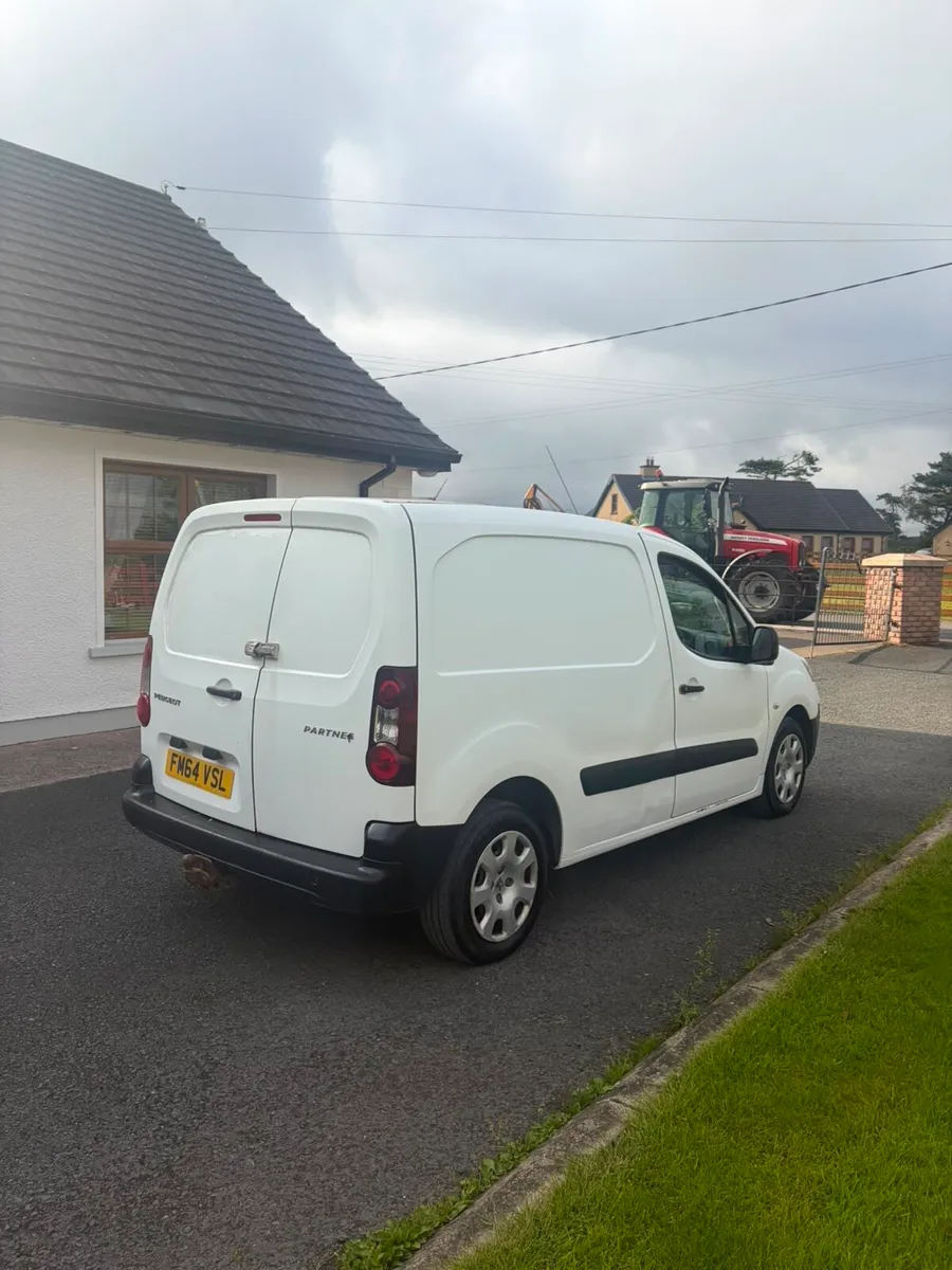 2015 Peugeot partner 200vrt (berlingo) - Image 4