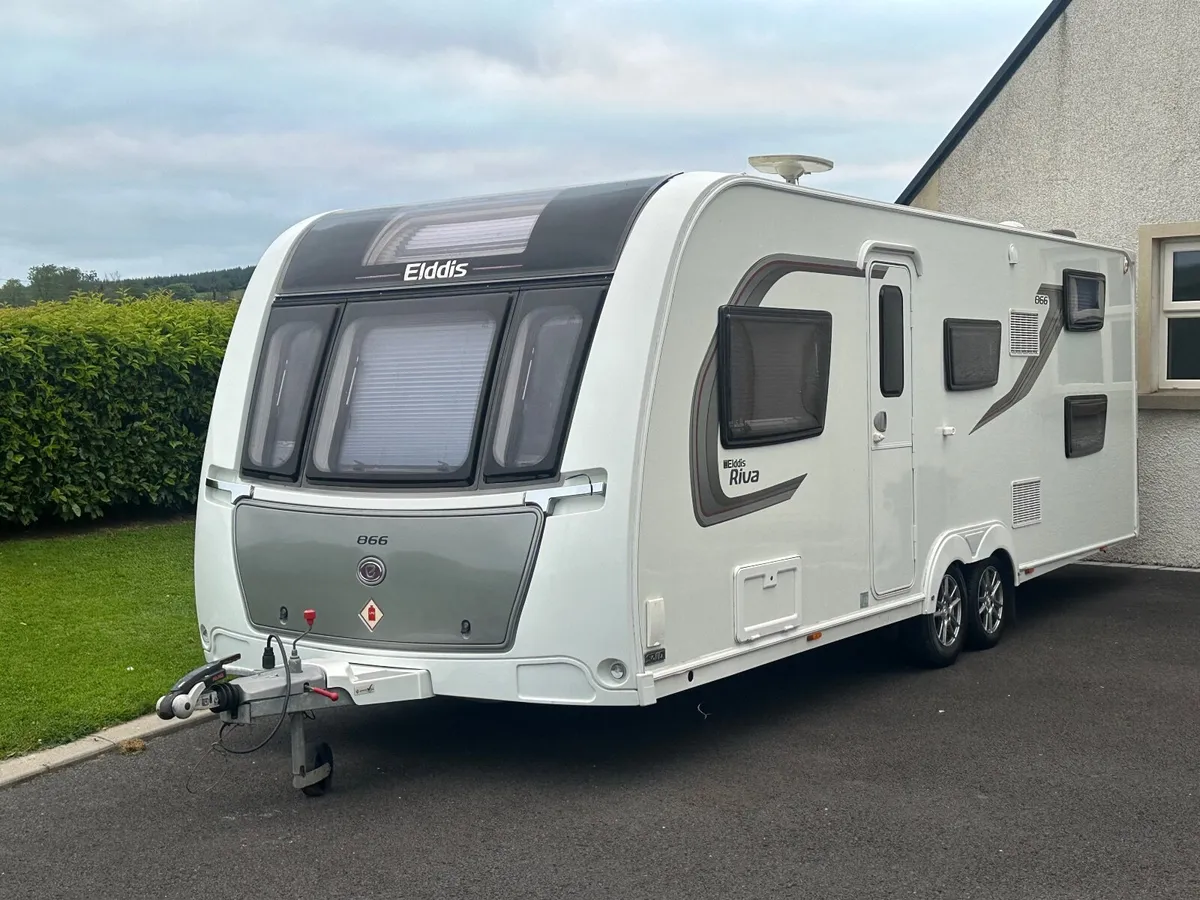 2017 Elddis 866 Riva - Image 3