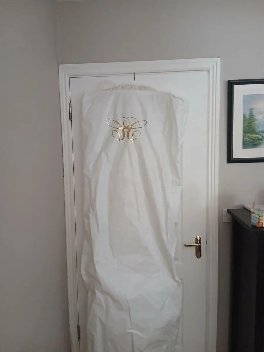 Berketex Wedding dress - Image 2