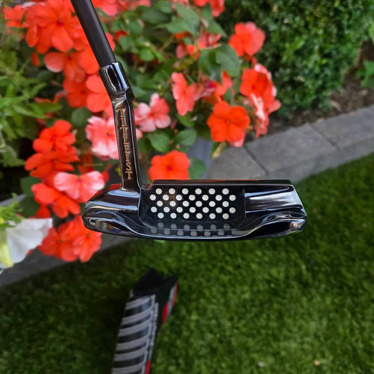 Scotty Cameron TeI3 Newport Putter - Image 2