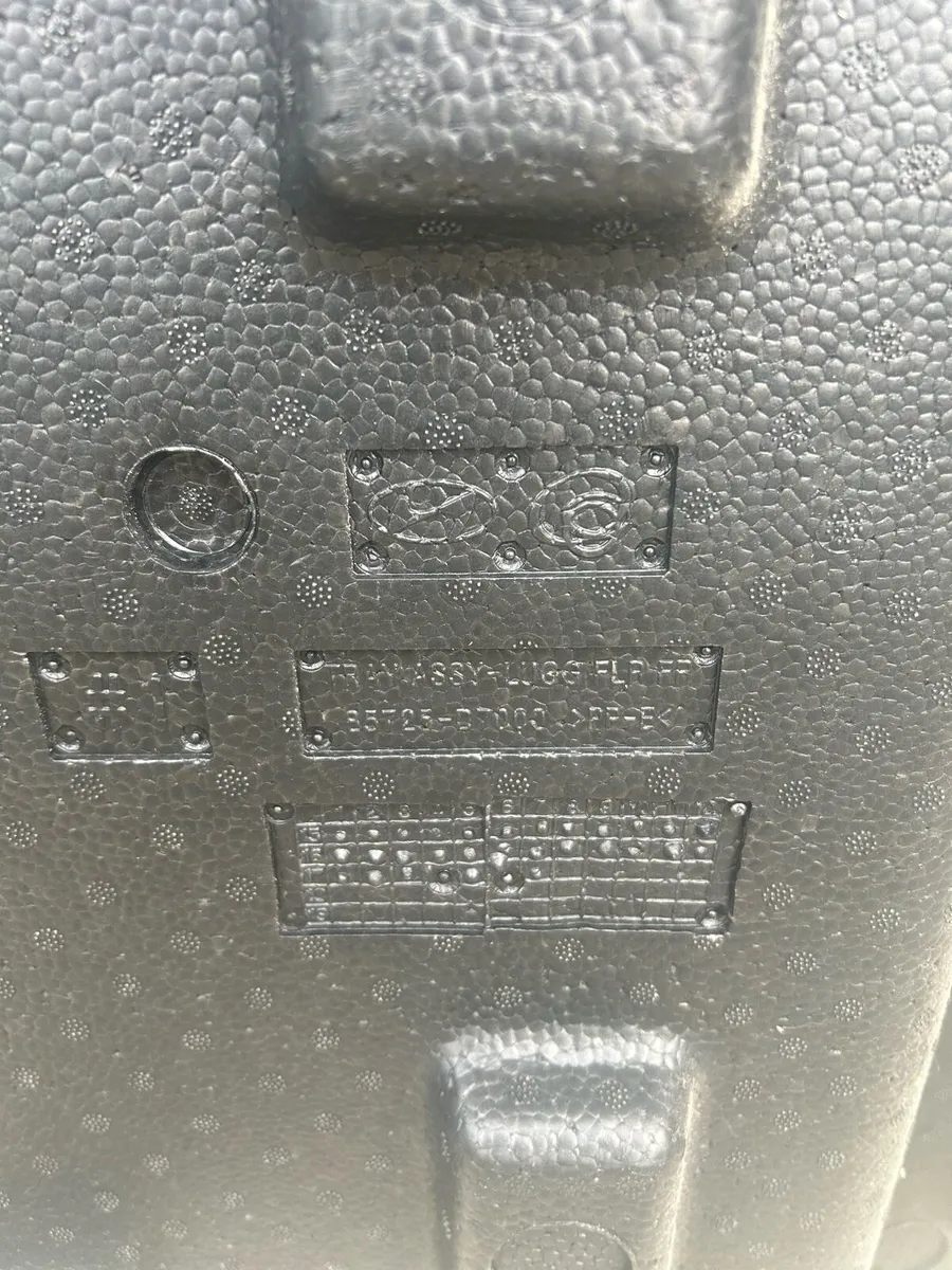 Hyundai Tucson foam liner - Image 3