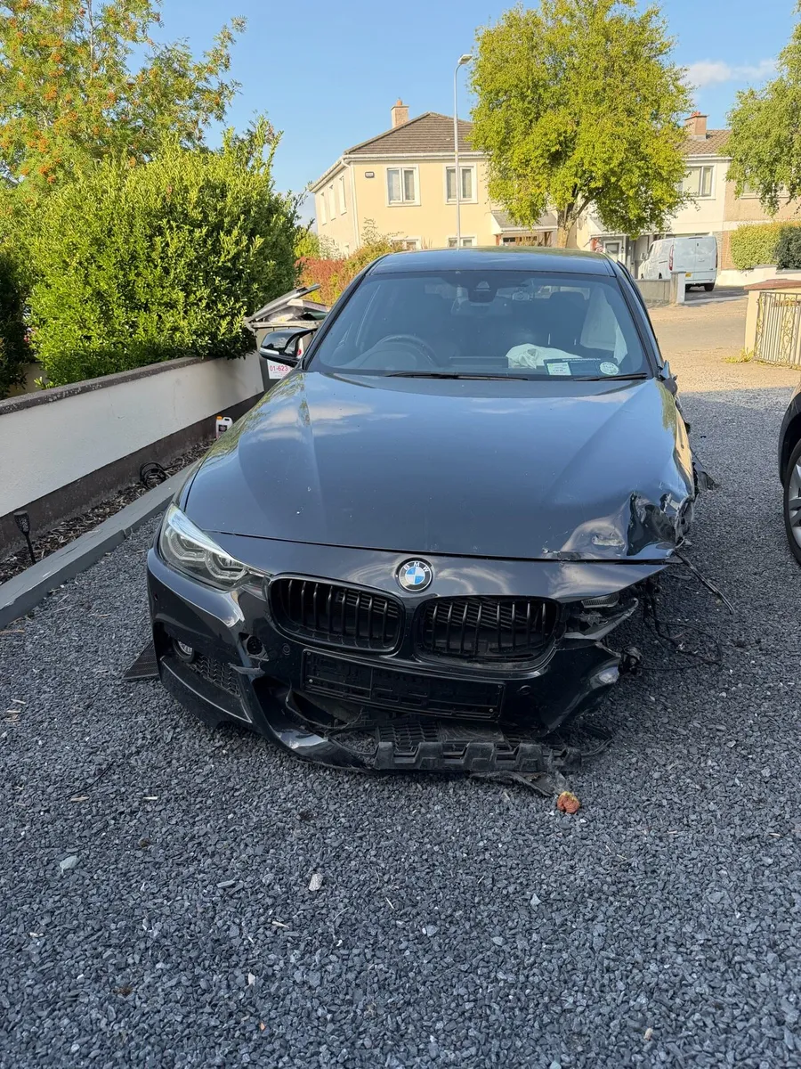 2018 BMW 330e M Sport - Image 1