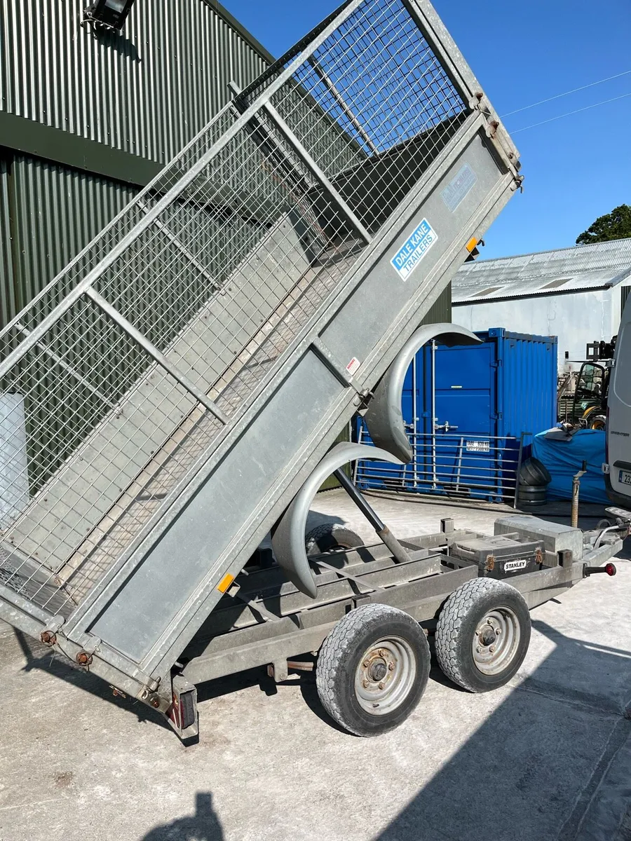 Tipping trailer - Image 1