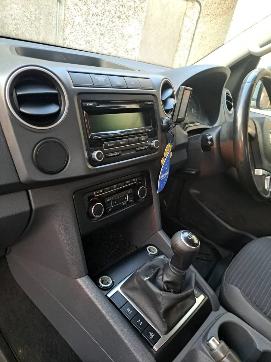 Volkswagen Amarok - Image 2
