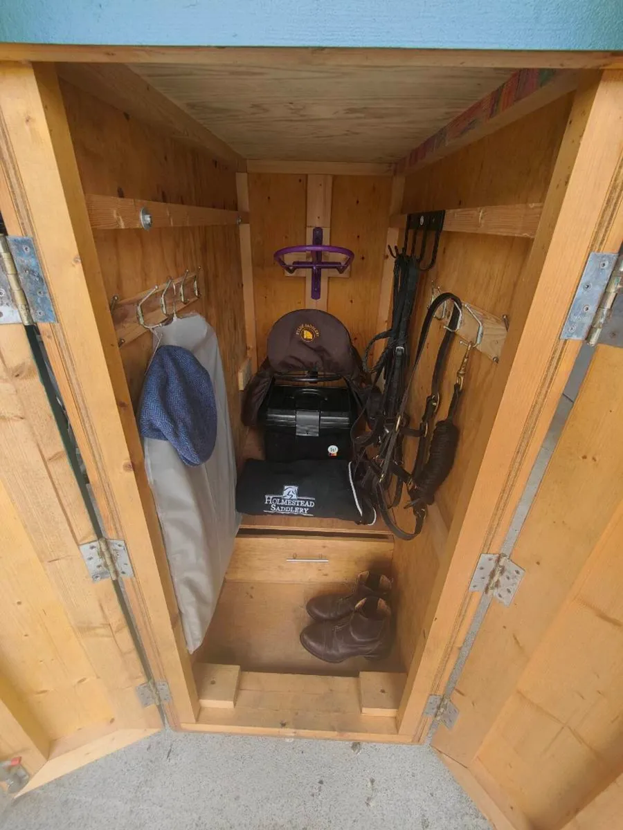 Travel Tack Box / Tack Storage Locker - Image 4