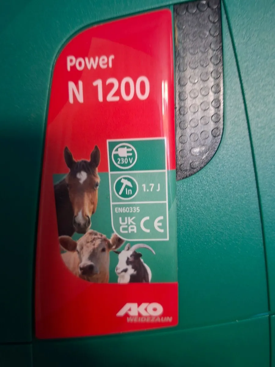Electric Fence- mains and accessories - Image 1