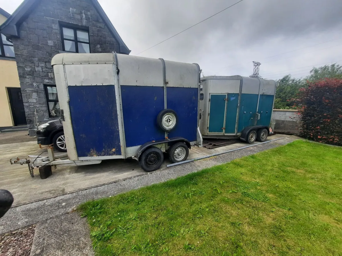 Horsebox trailer - Image 1