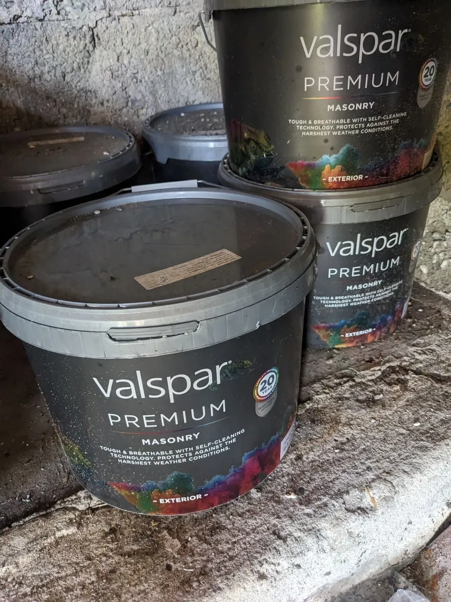 Exterior Masonry Paint - Image 1