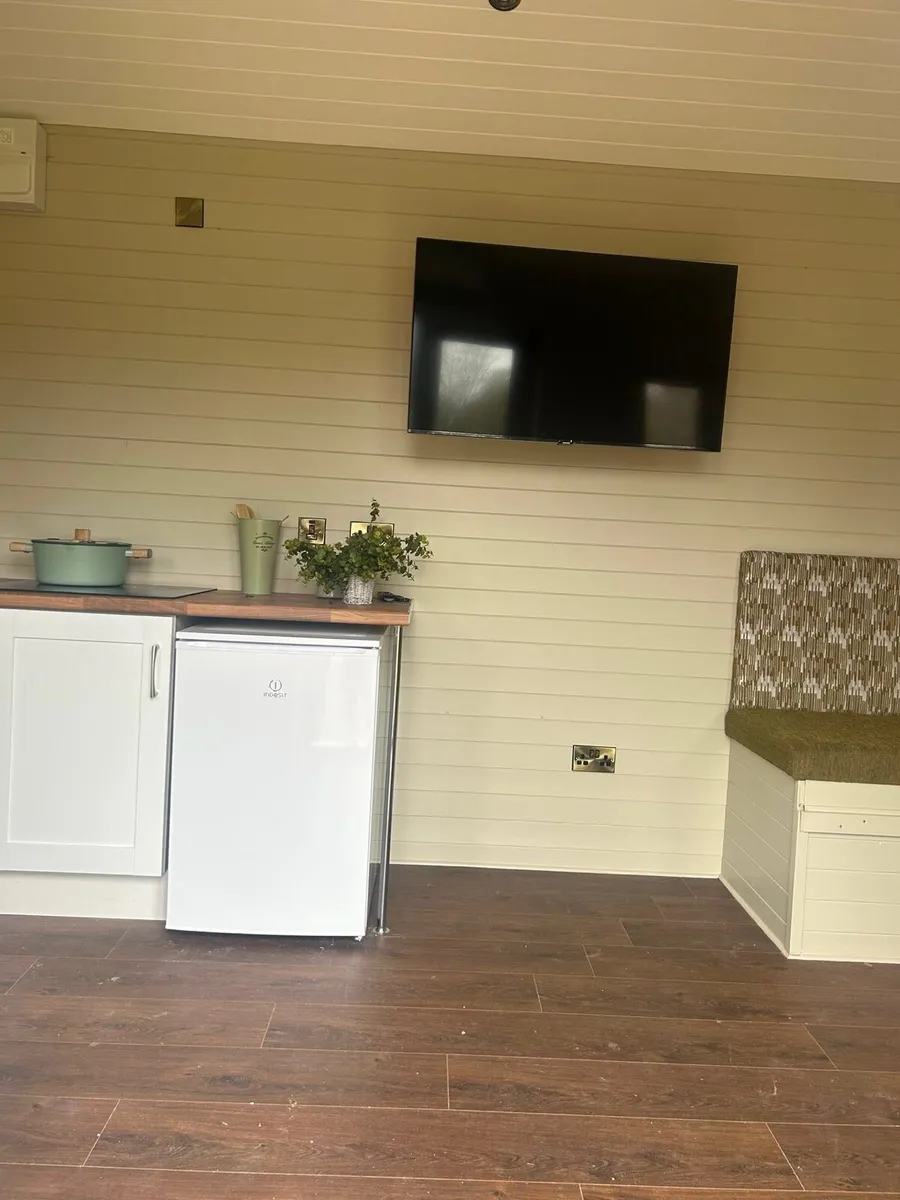 Shepherd Hut - Image 3