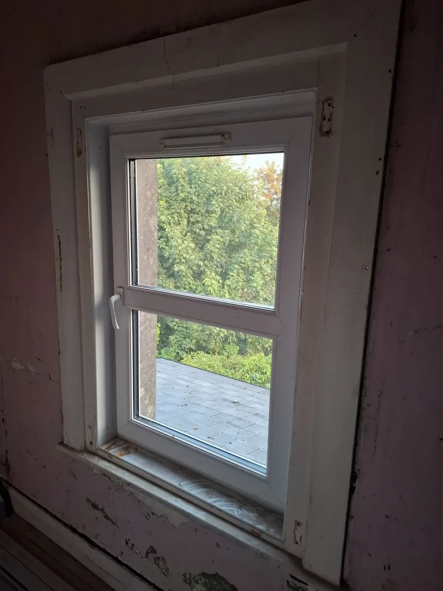 14 Double Glazed Windows - Image 4