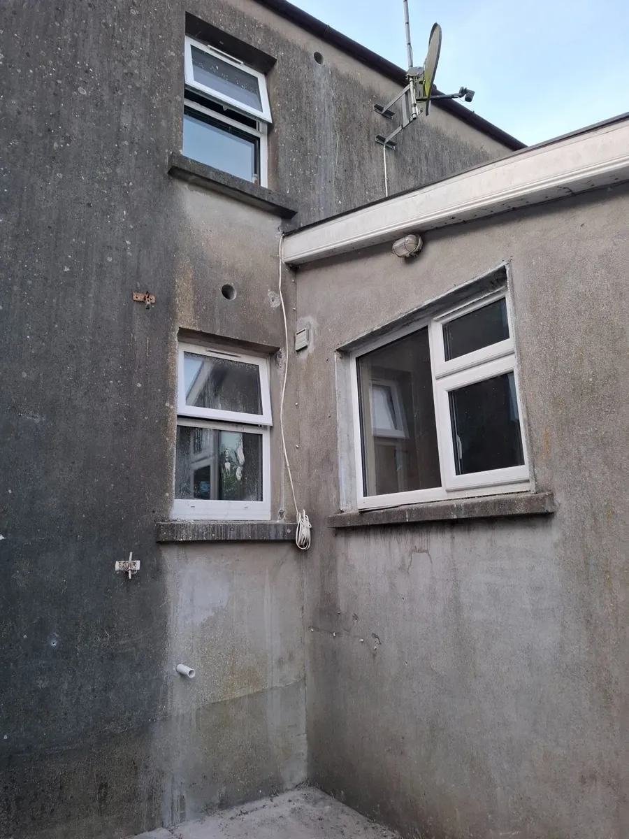 14 Double Glazed Windows - Image 1