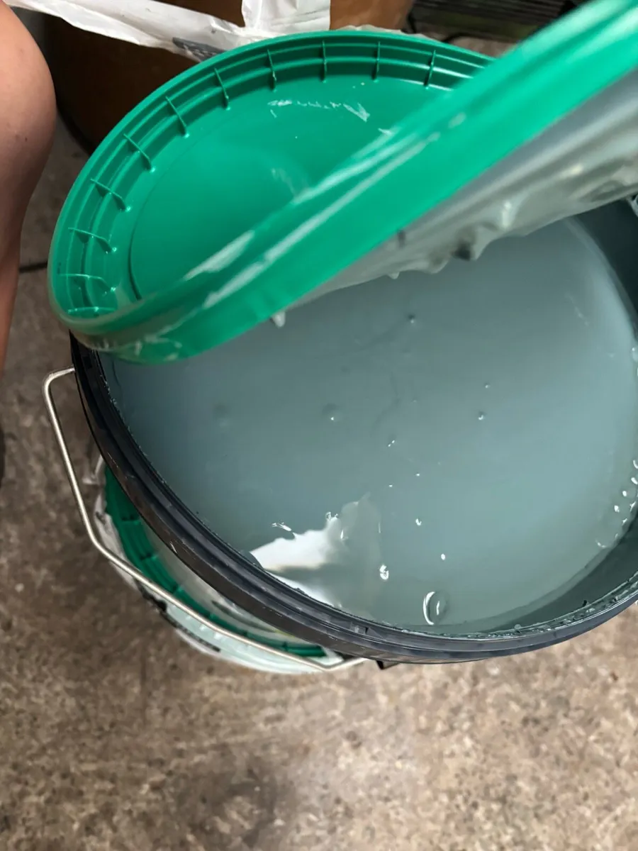 Exterior paint - Image 2