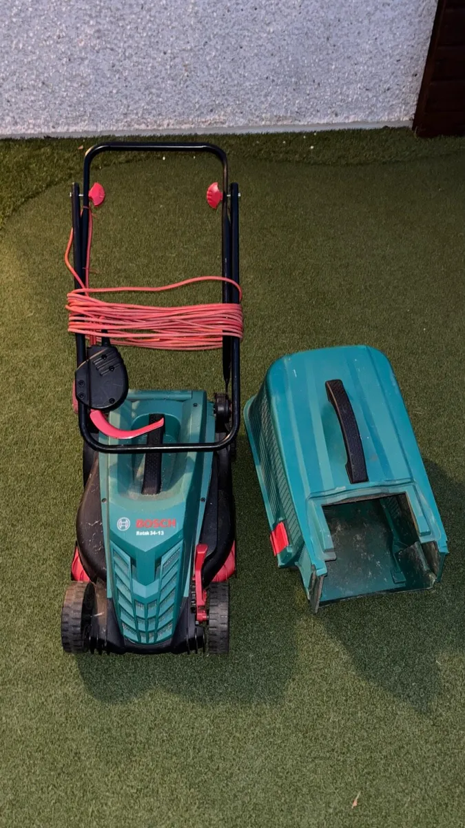 Bosch Rotak Electric Lawn Mower - Image 3