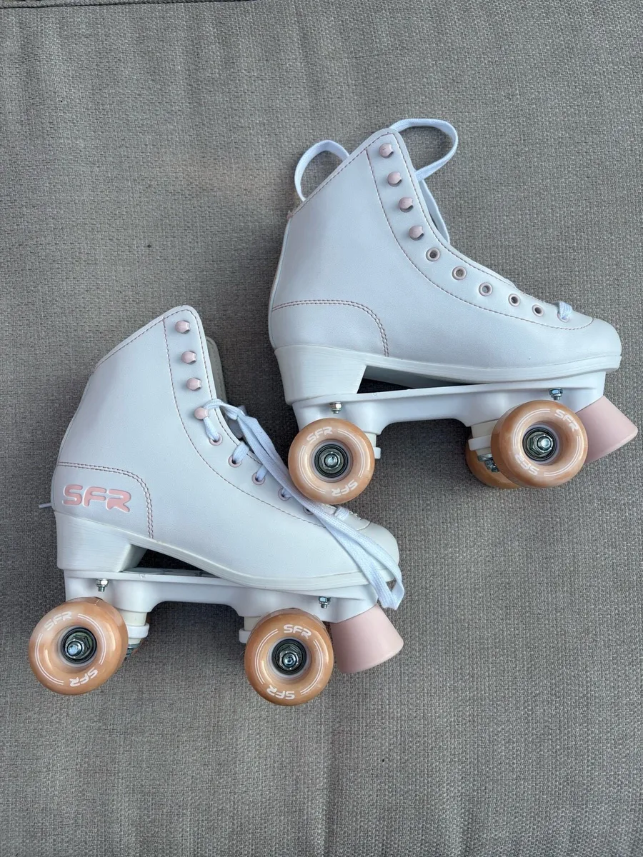 SFR figure quad roller skates white/pink UK 4 box - Image 4