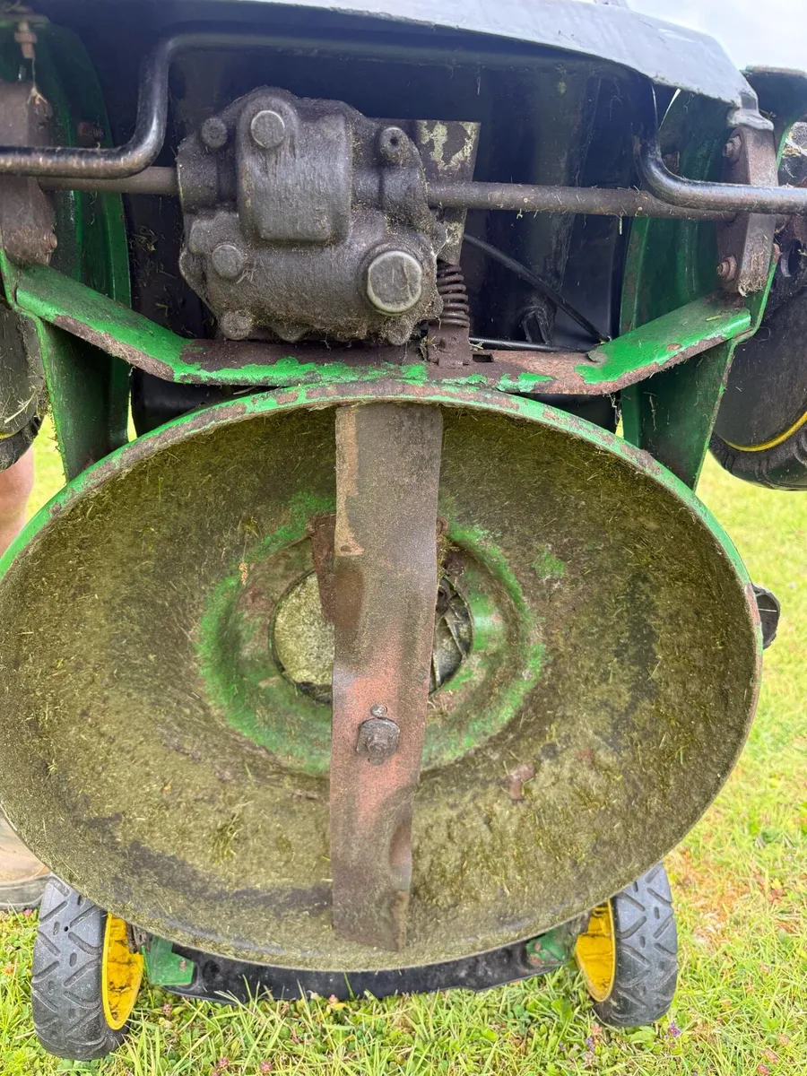 Js 63  John Deere mulcher lawmower - Image 4