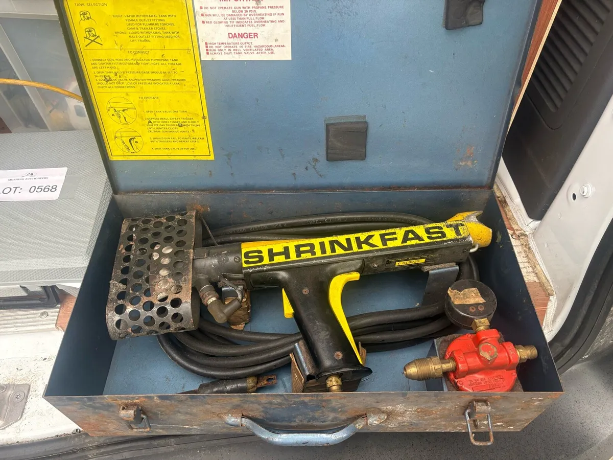 Shrinkfast 975 heat wrapping gun - Image 1