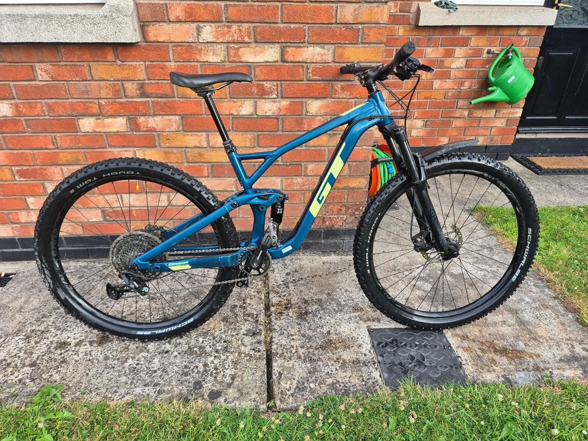 GT Sensor Sport Full Suspension MTB - Image 1
