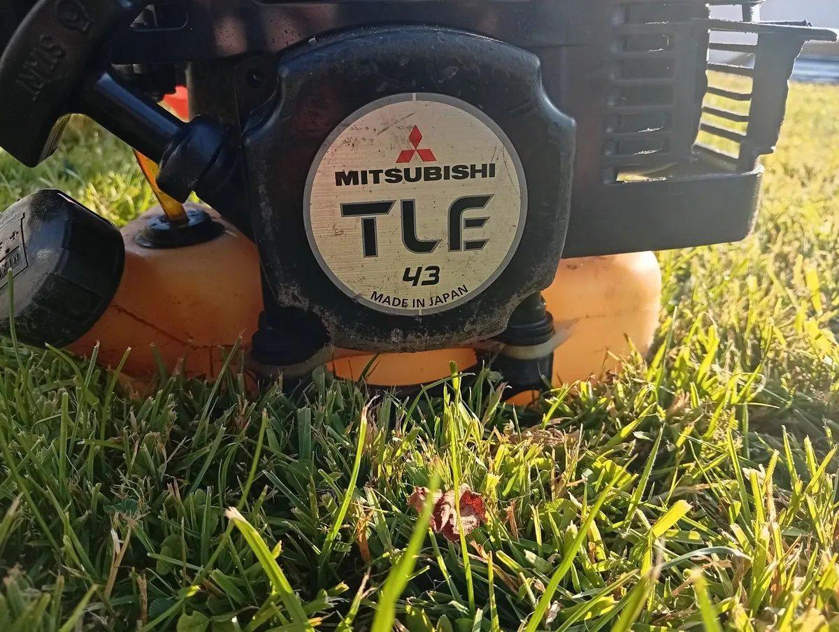 Mitsubishi TLE 43 Strimmer for sale - Image 2