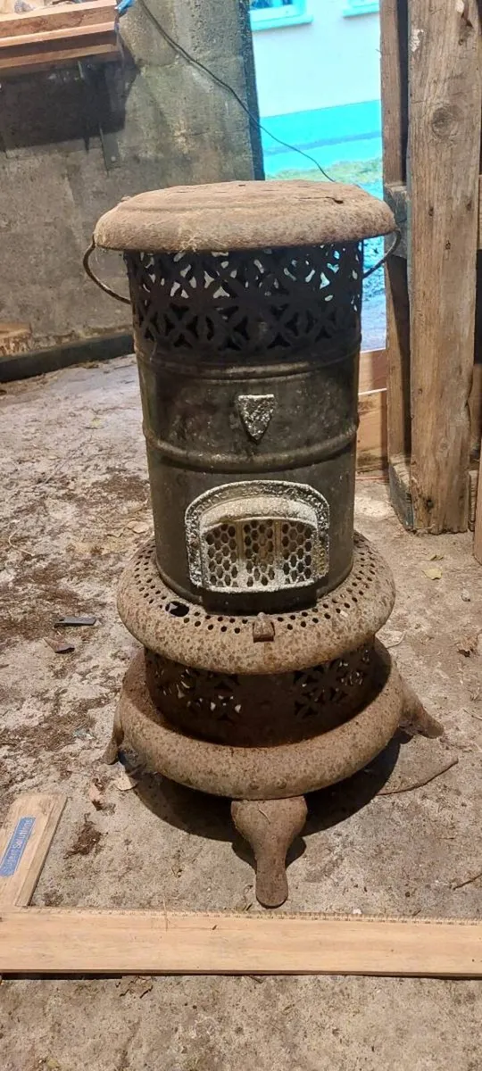 Vintage parafin heater - Image 1