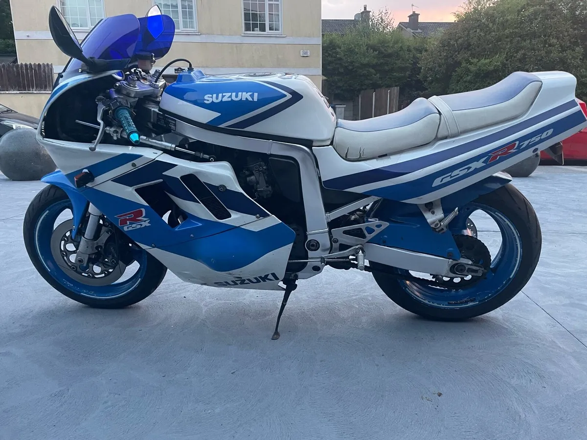 Suzuki Gsxr 750 M - Image 3