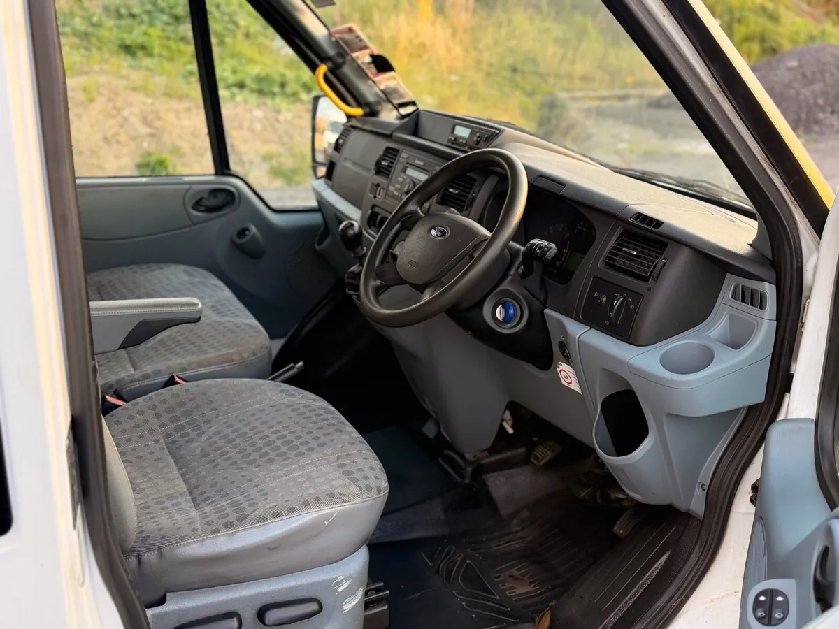 FORD TRANSIT 16 SEATER NEW DOE - Image 4