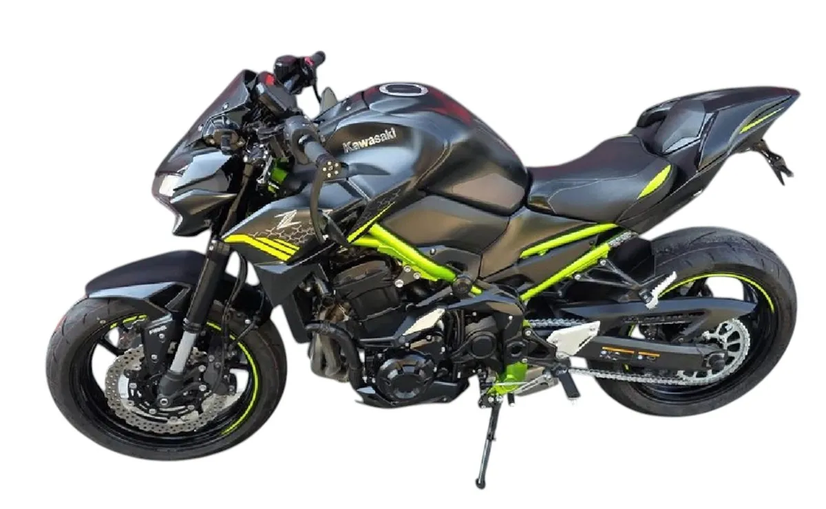 Kawasaki Z900 - Image 4