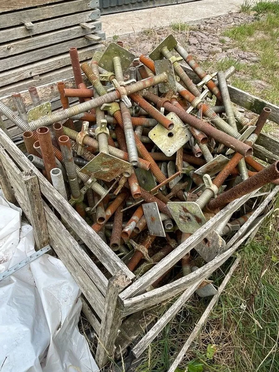 Scaffold - Image 2