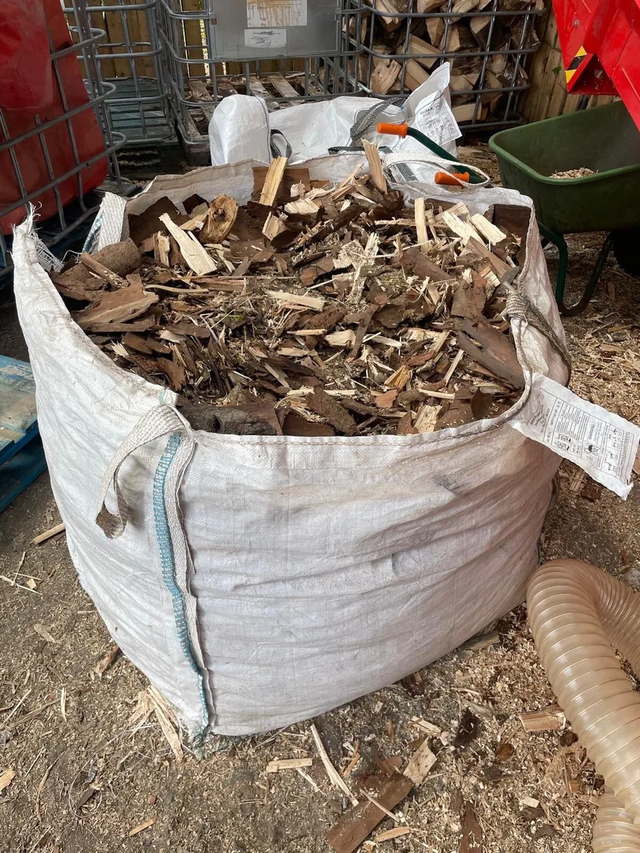 Dry animal bedding