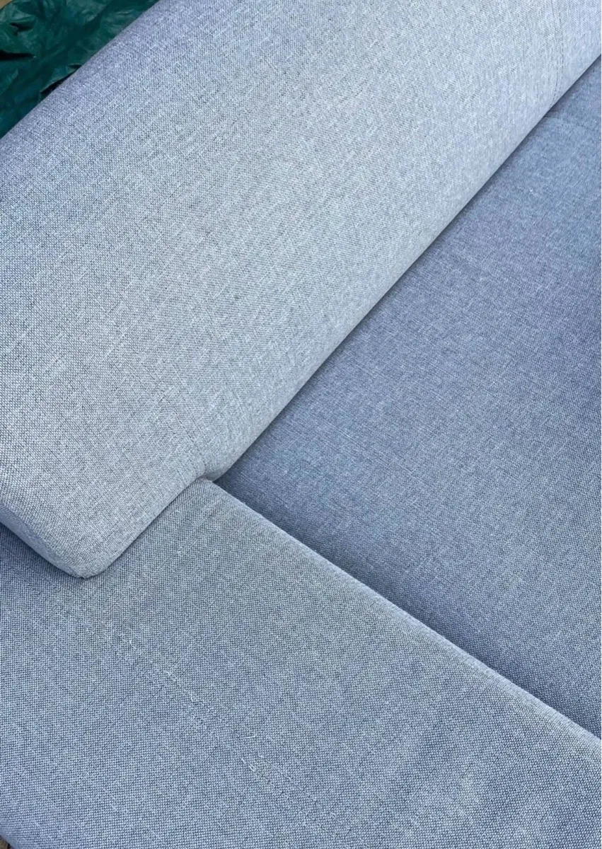 Large sofa/sofabed - Image 3
