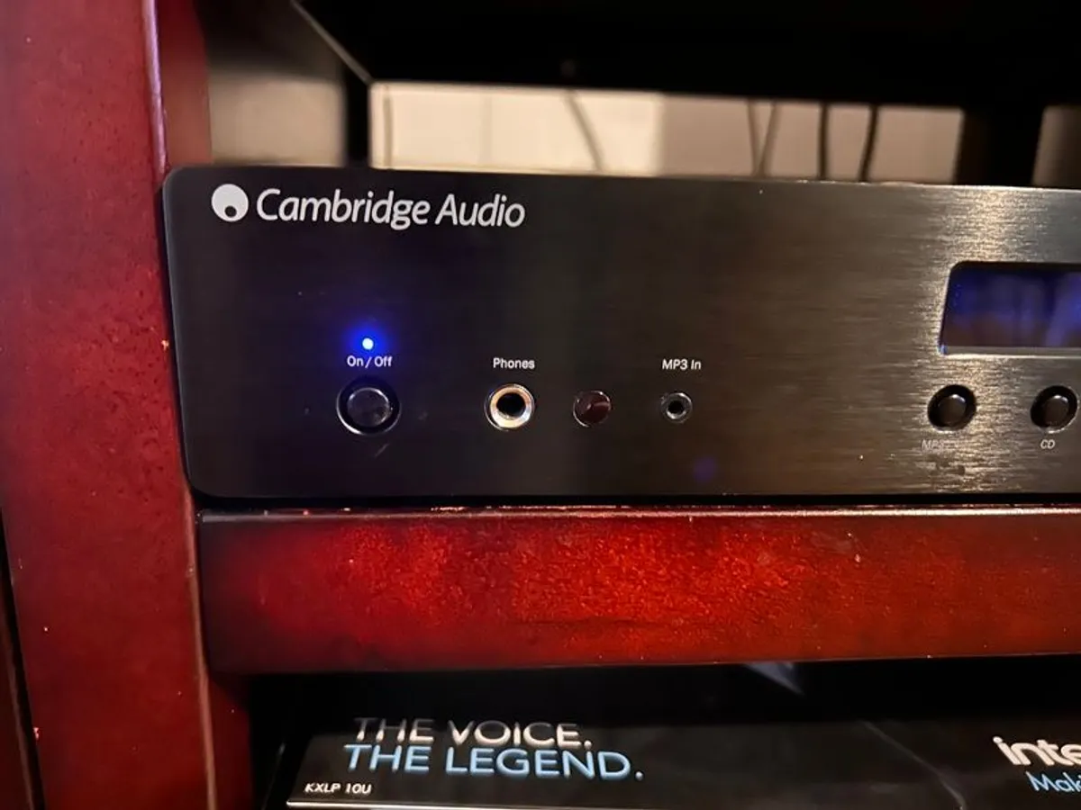 Cambridge Audio AM10 Integrated Amp - Image 4