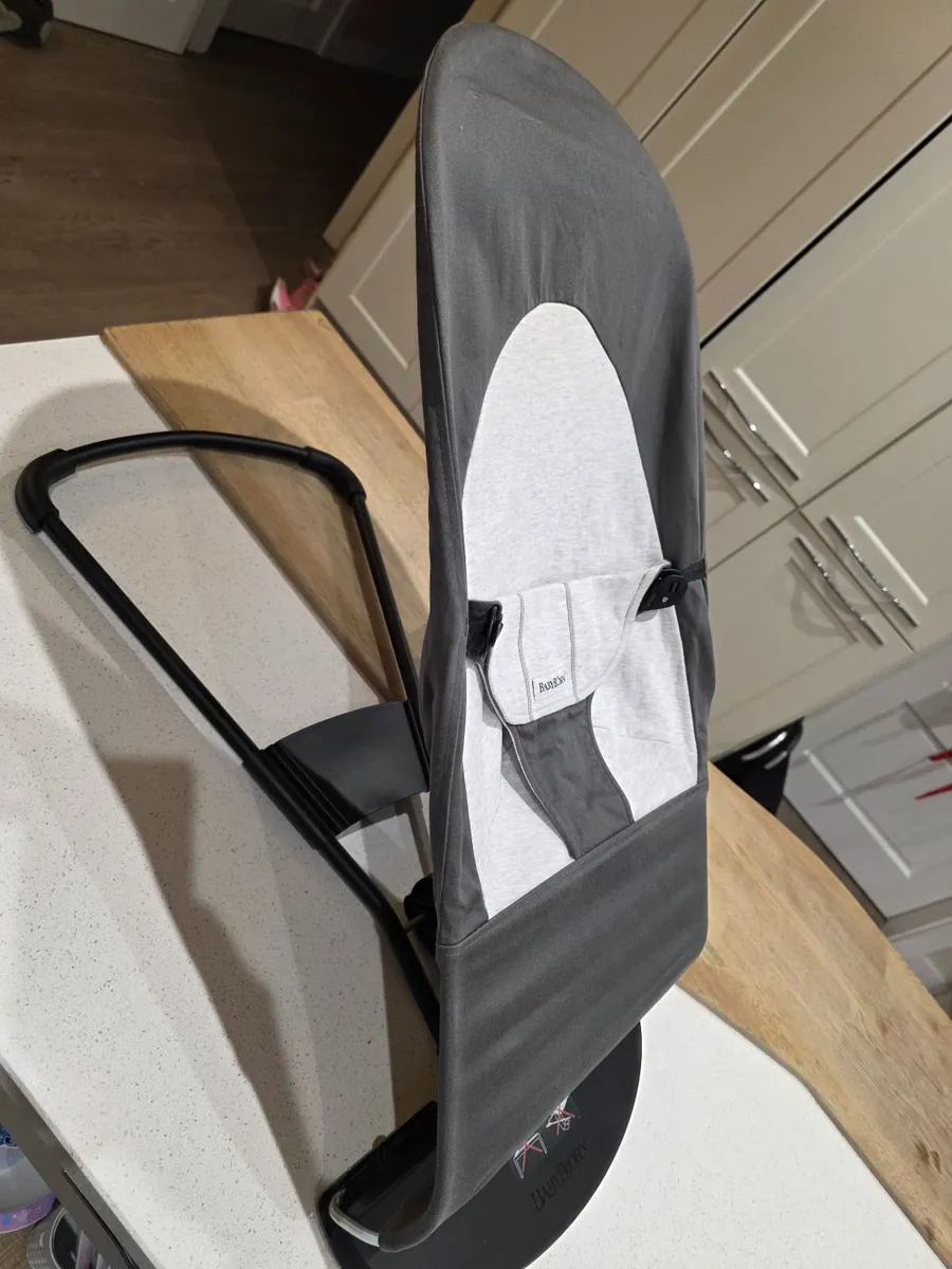 BabyBjorn Baby Bouncer Bliss - Grey - Image 3