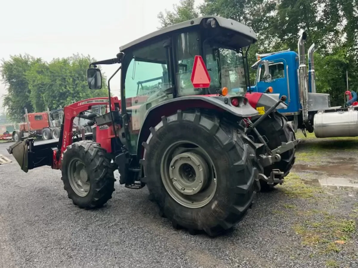 2018 Massey Ferguson 4710 - Image 1