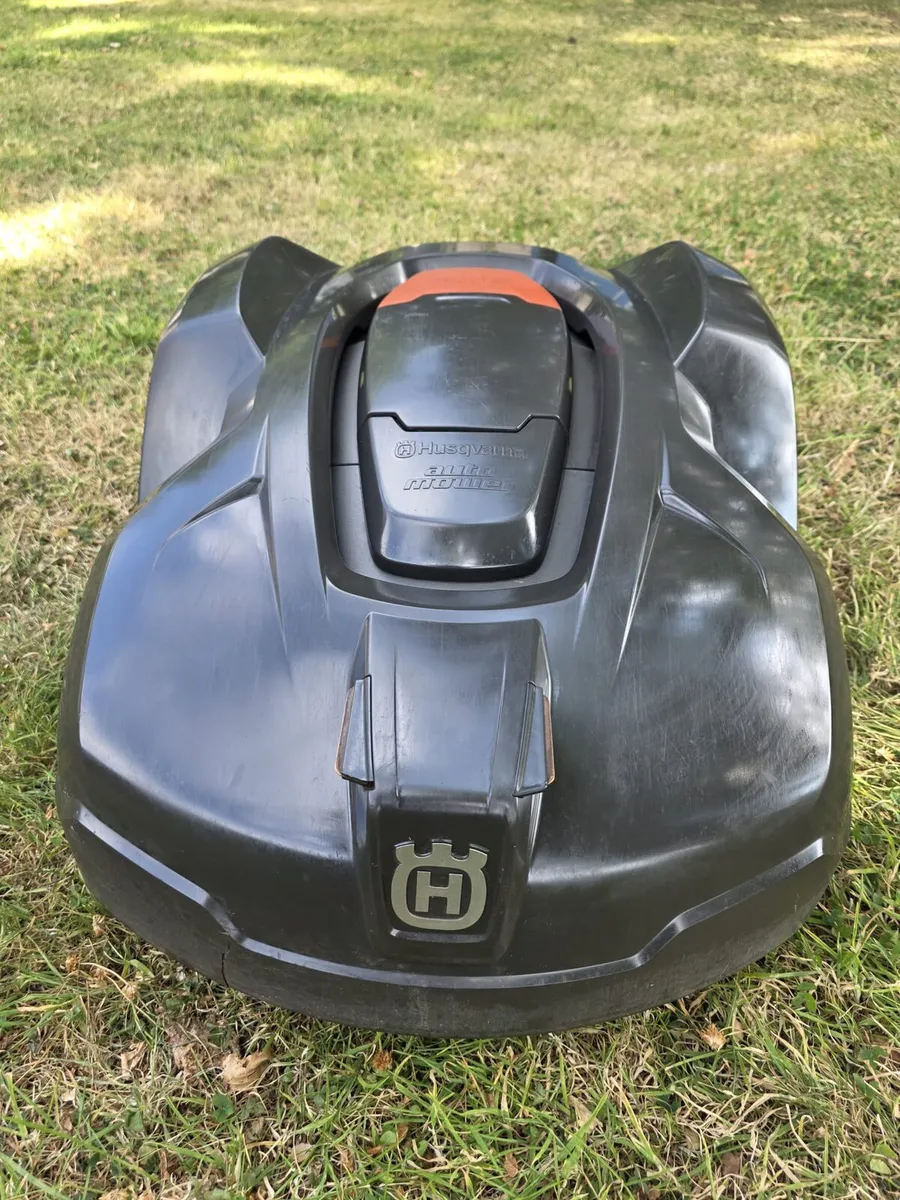Husqvarna 420 Automower - Image 1