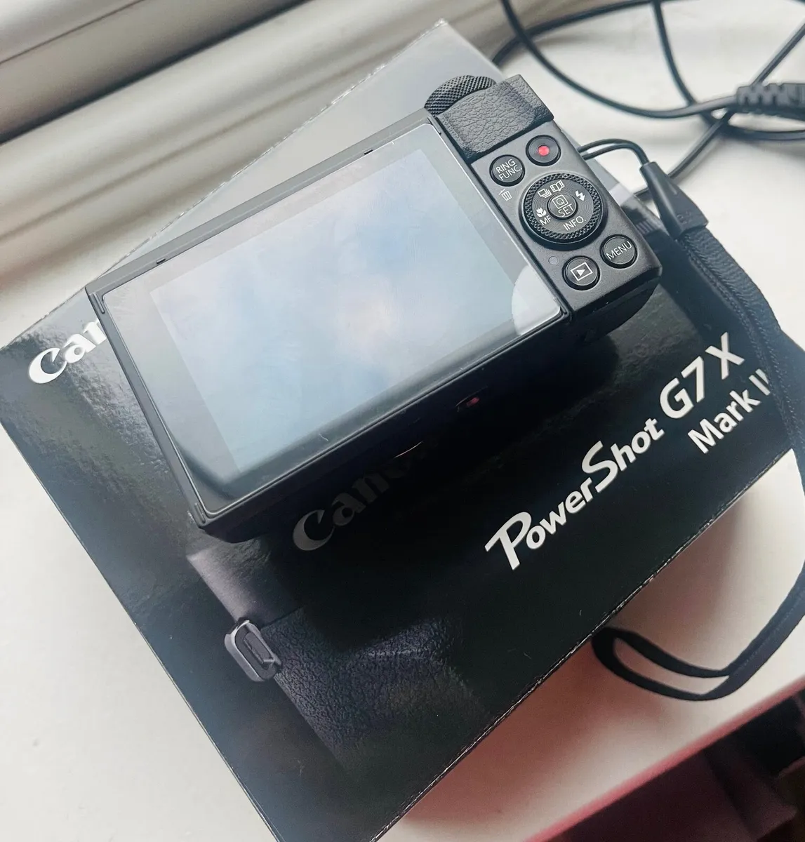 Canon G7x Mark ii Camera|| excellent condition - Image 4