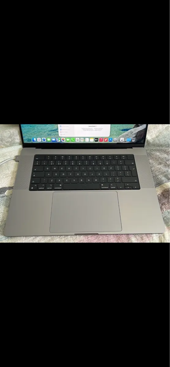 MacBook Pro M2 16” Pro Chip - Image 2