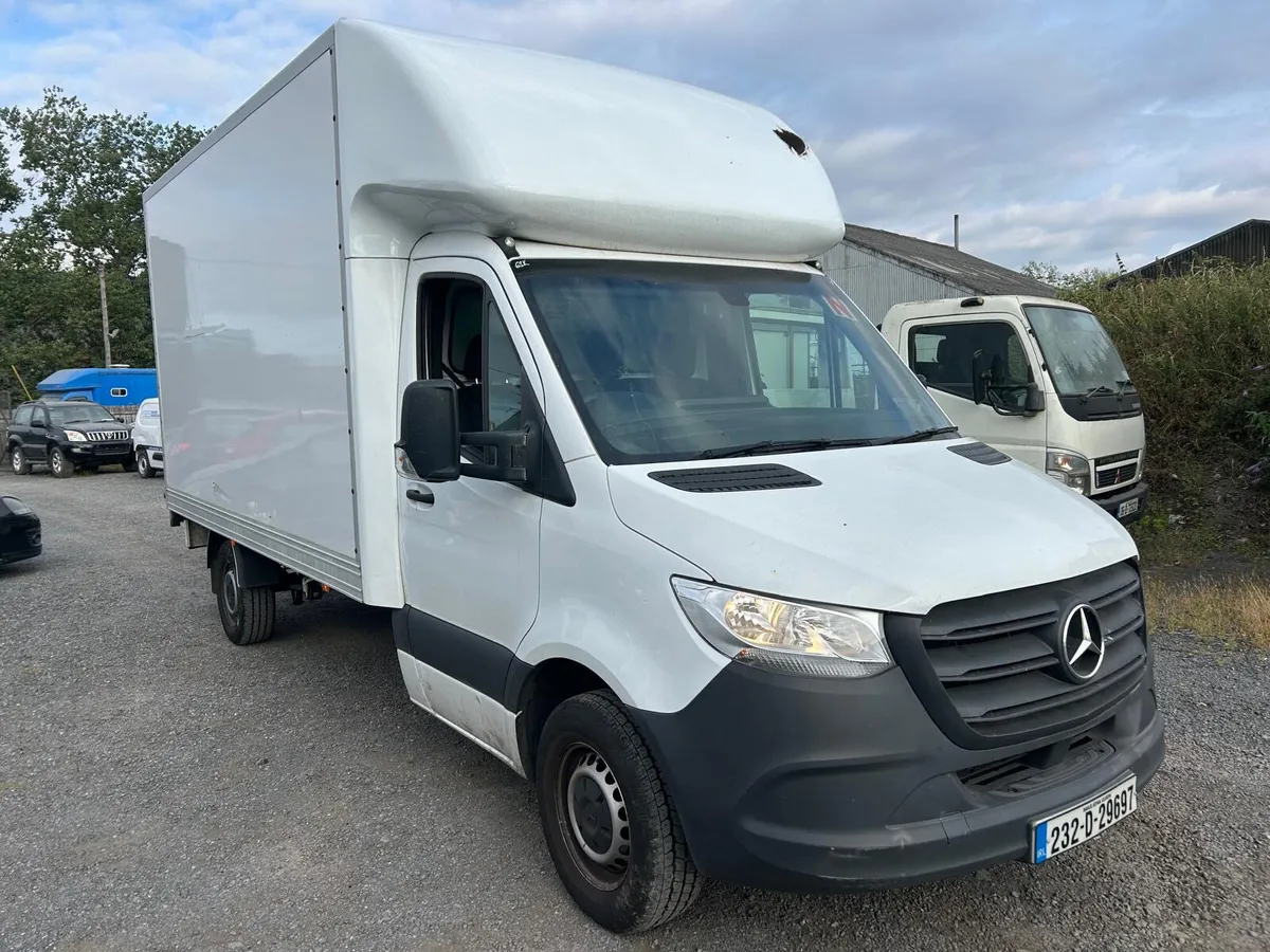 232 Mercedes sprinter box body - Image 2
