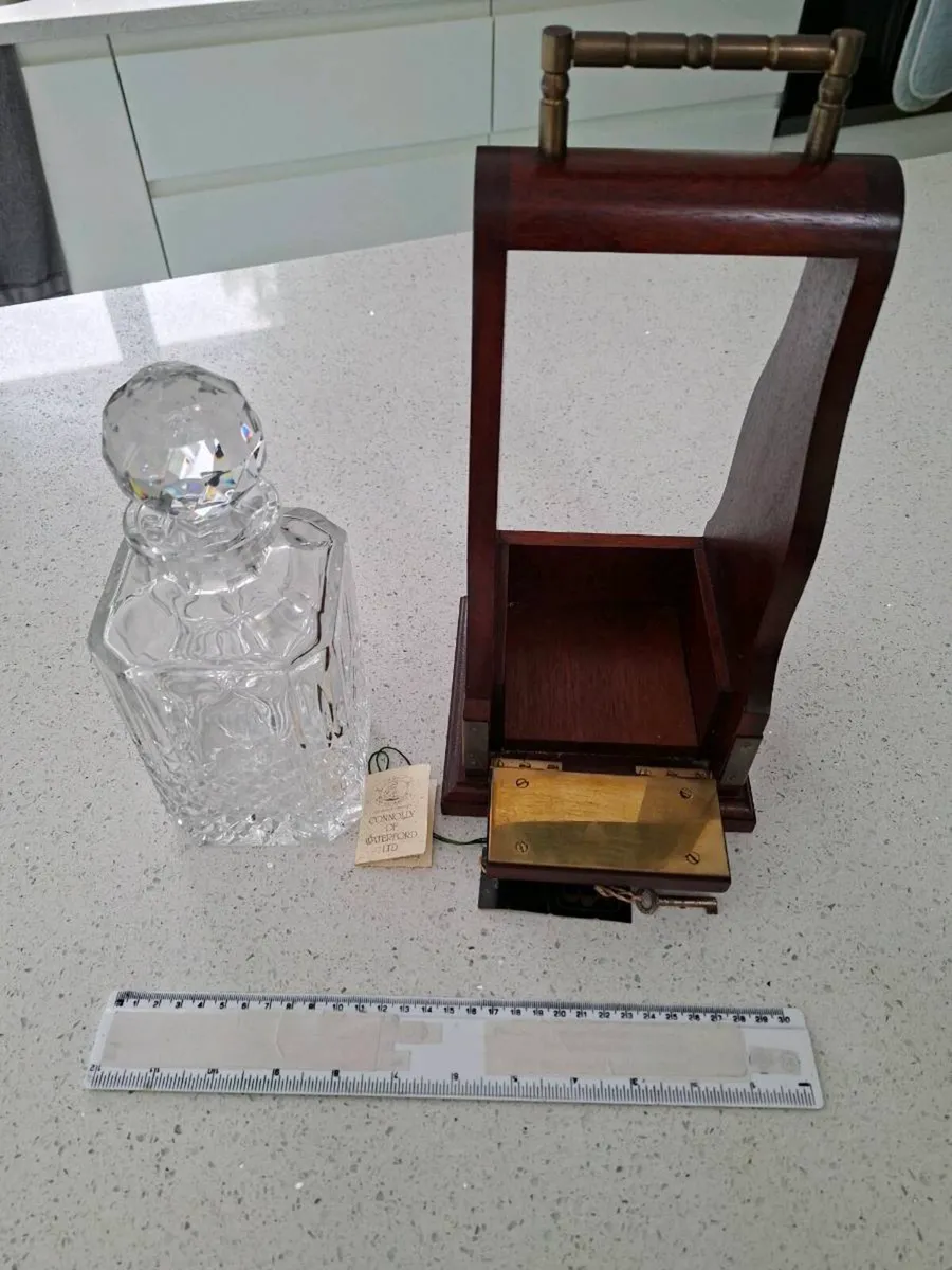 Connolly Waterford Tantalus Cut Crystal Decanter - Image 2