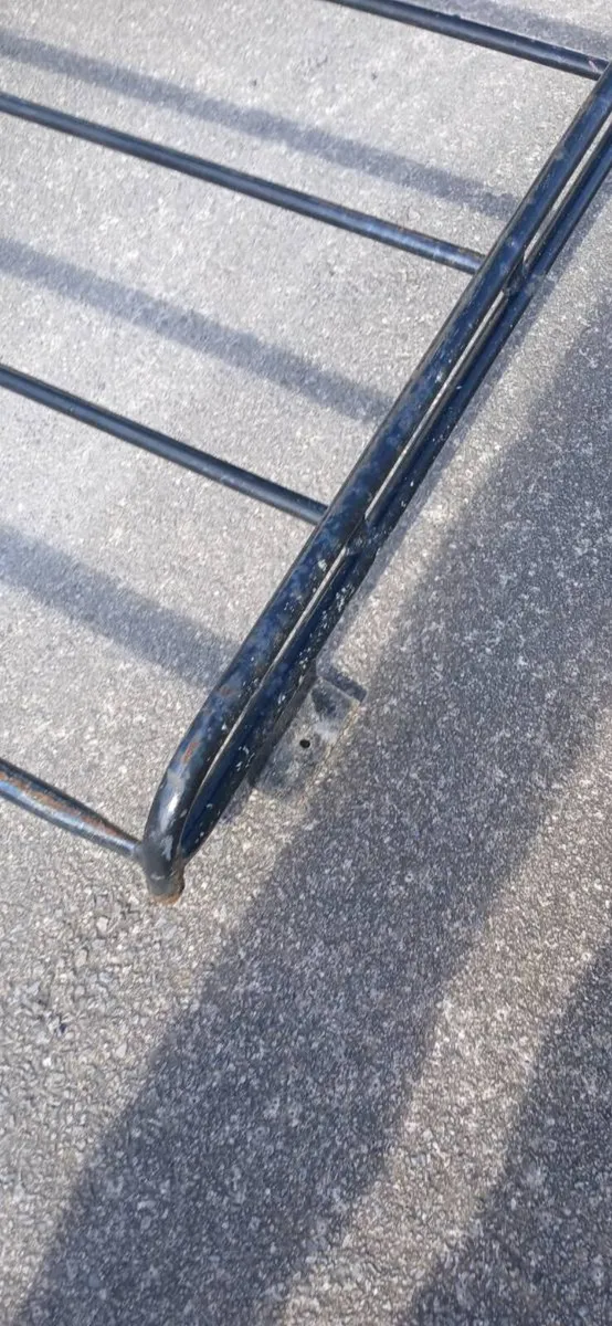 Roof rack - Image 2
