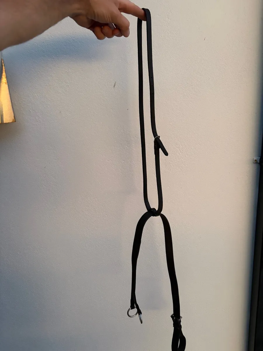 Pony Bridle, Pony Rug 4’ 6’’, - Image 3