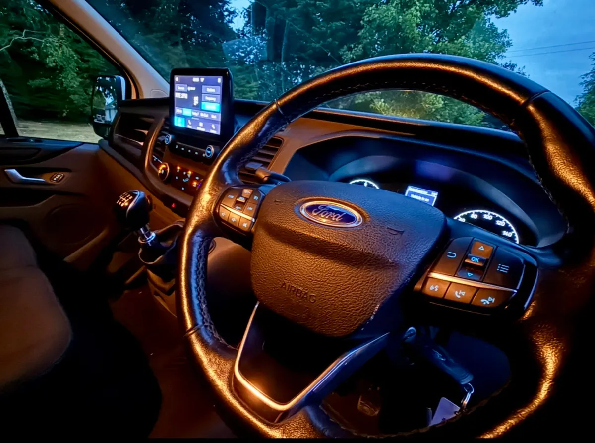201 Ford Transit Custom Trend 130Bhp ,  Belt done - Image 4
