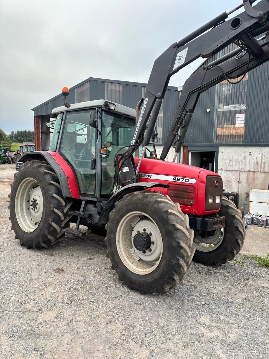 Massey Ferguson 4270 - Image 2